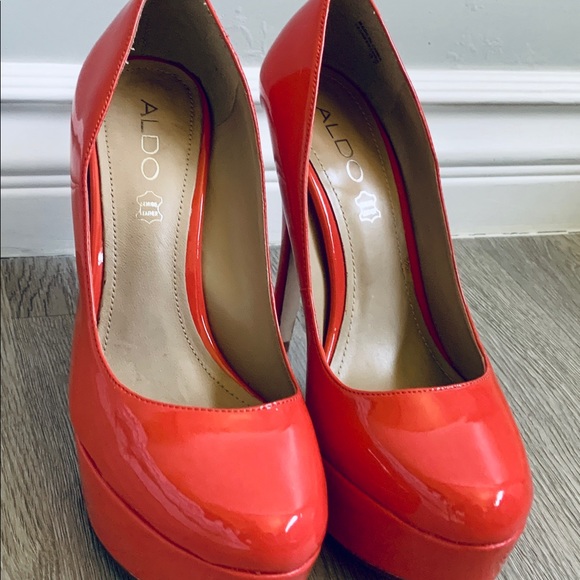 Aldo size 7 heels - Picture 5 of 5